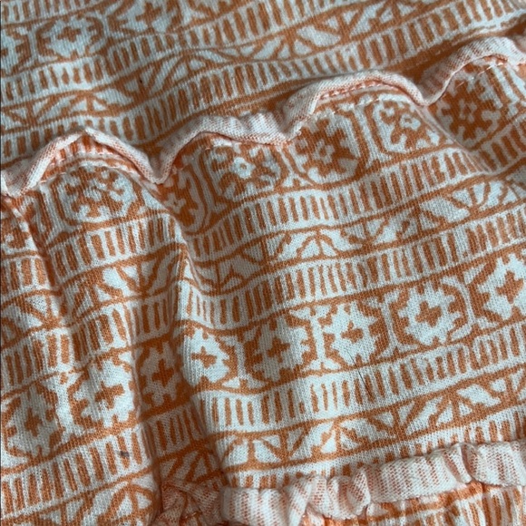 American Eagle Cropped Orange Patterned Women's Top - Picture 2 of 3